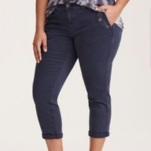 Torrid military style crop. Size 16